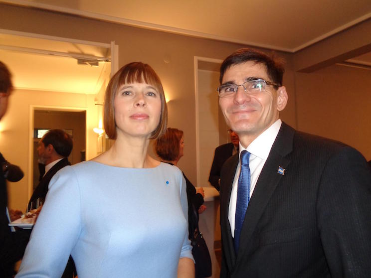Presidenta de Estonia envía felicitaciones al Presidente Daniel y la Compañera Rosario