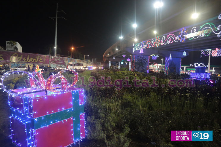 Managua llena de colores, luces y ambiente navideño