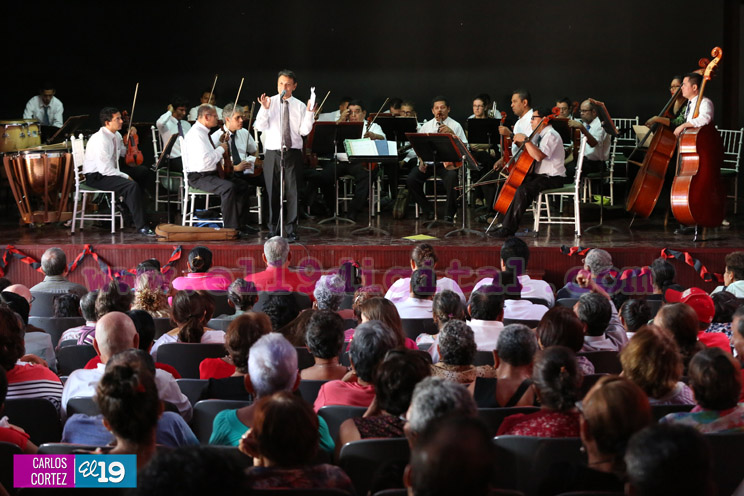 Adultos Mayores disfrutan de gran Concierto Navideño en Managua