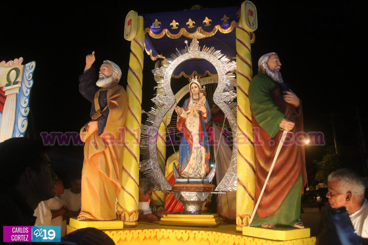 Granada se desborda en tradicional celebración a la Purísima