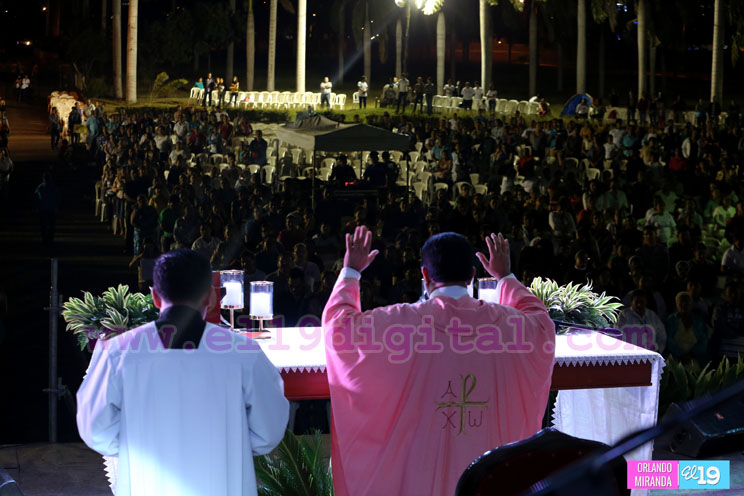 Católicos de Nicaragua en vigilia de agradecimiento