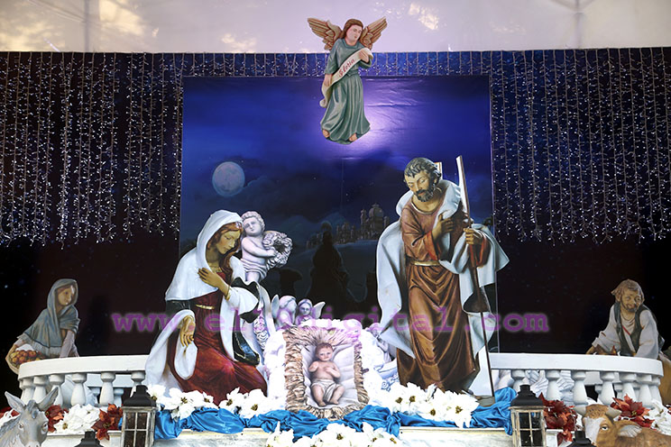 Espíritu navideño se instaló en la Avenida de Bolívar a Chávez
