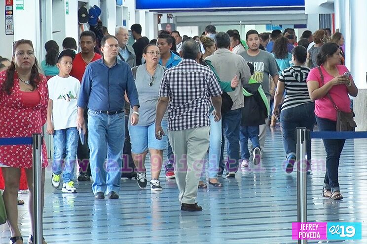 Autoridades del Aeropuerto presentan plan ante incremento de flujo migratorio