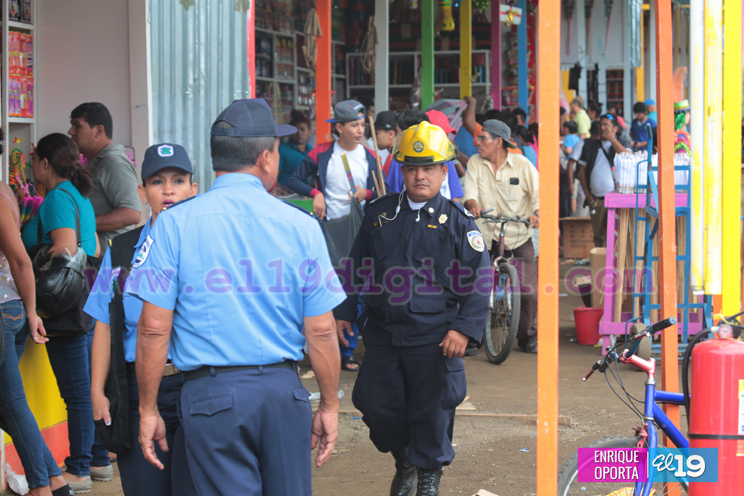 Policía Nacional supervisa medidas en tramos de pólvora