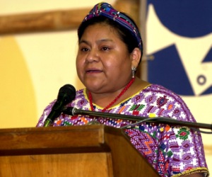 Rigoberta Menchú: La tesis del buen vivir es la vida plena para el ser humano