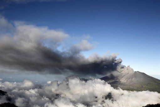 Alerta verde en Costa Rica por cenizas del volcán Turrialba