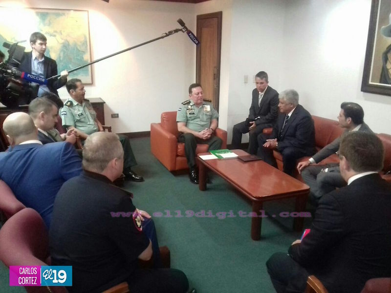Ministro del Interior de Rusia sostuvo encuentro con comandancia del Ejército de Nicaragua