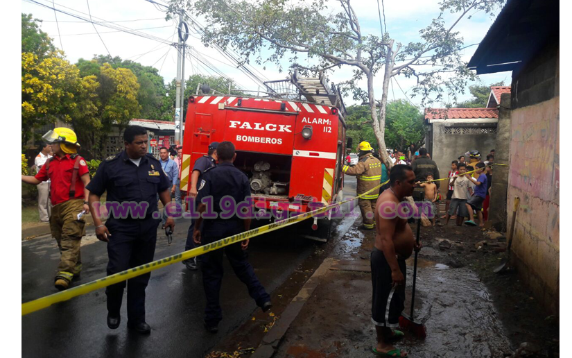 Bomberos evitan propagación de incendio en Batahola Norte