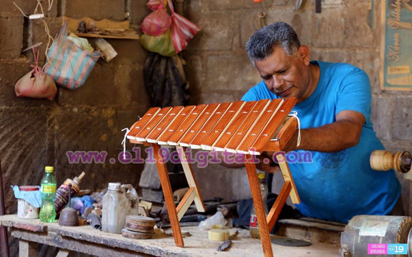 Pequeños artesanos invitan a la Feria en homenaje del 39 aniversario de Monimbó