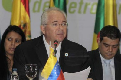 Venezuela insta al trabajo conjunto para incrementar avances de Petrocaribe