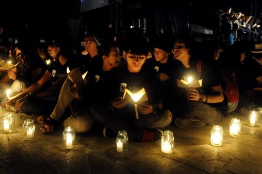 Unos 178 países apagan la luz en la Hora del Planeta
