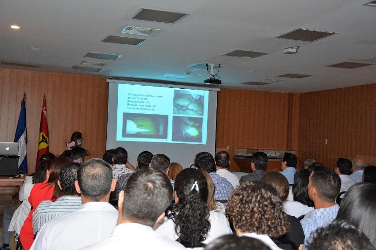 Realizan taller de cirugía laparoscópica en el Hospital Militar