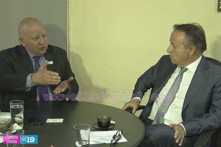 Enviado especial del Presidente François Hollande se reúne con autoridades del CNU
