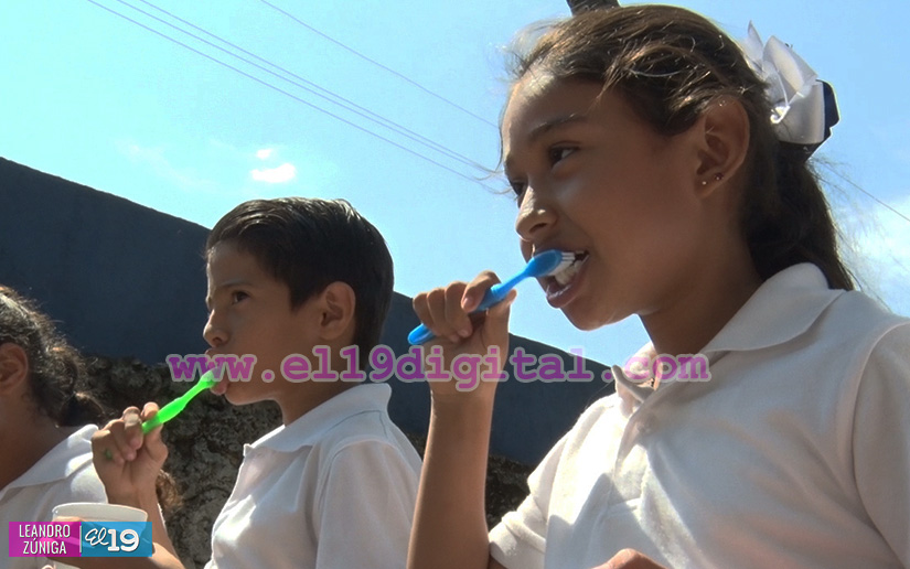 Más de 600 niños del Centro Escolar Japón en jornada de salud bucal