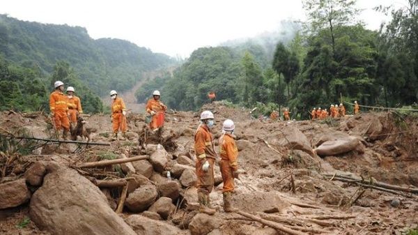 Deslizamiento de tierra en China deja tres muertos