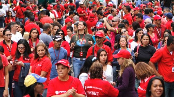 Mujeres revolucionarias se movilizan hoy en defensa de la paz en Venezuela
