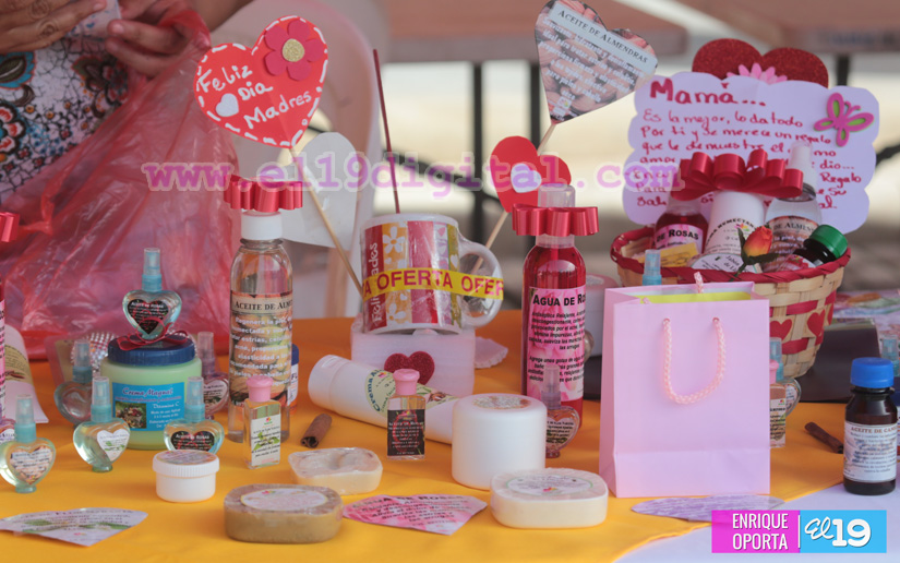 Feria de las “Madres Victoriosas” en Multicentro Las Brisas
