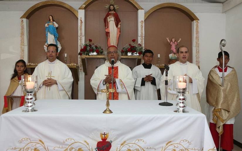 Cardenal Leopoldo Brenes oficia santa misa en comarca Los Ladinos (+FOTOS)