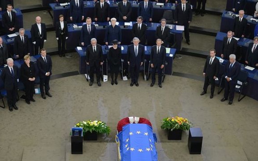 Líderes mundiales dan último adiós a excanciller alemán Helmut Kohl