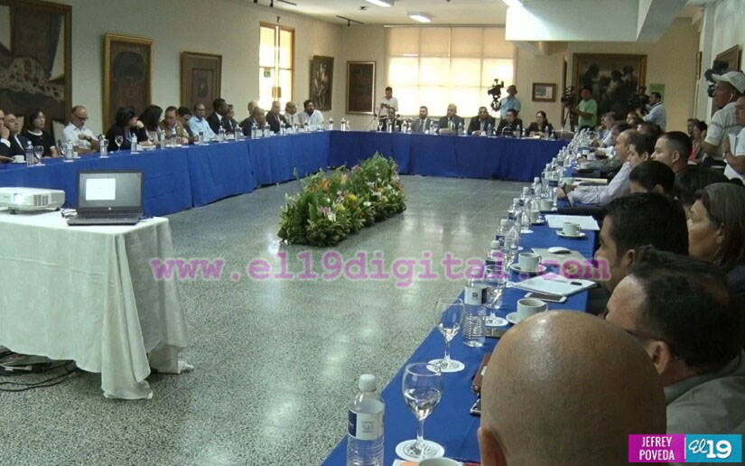 Sistema de Producción, Consumo y Comercio celebra primer encuentro con sector comercio 