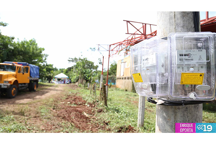 Enatrel inaugura proyectos de electrificación en Nueva Guinea y San Carlos