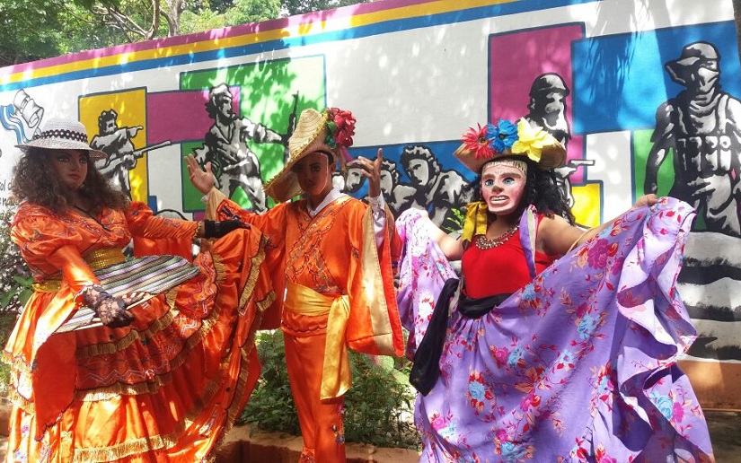 Celebran Día de la Alegría honrado a los Héroes y Mártires de  Los Sabogales