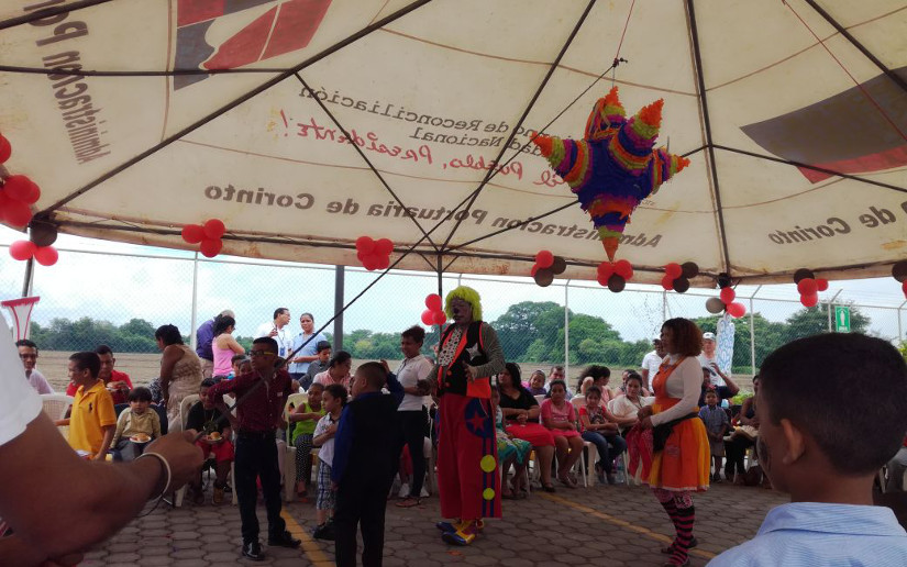 Poder Judicial celebra el día de la alegría con piñatas y diversión en Chinandega