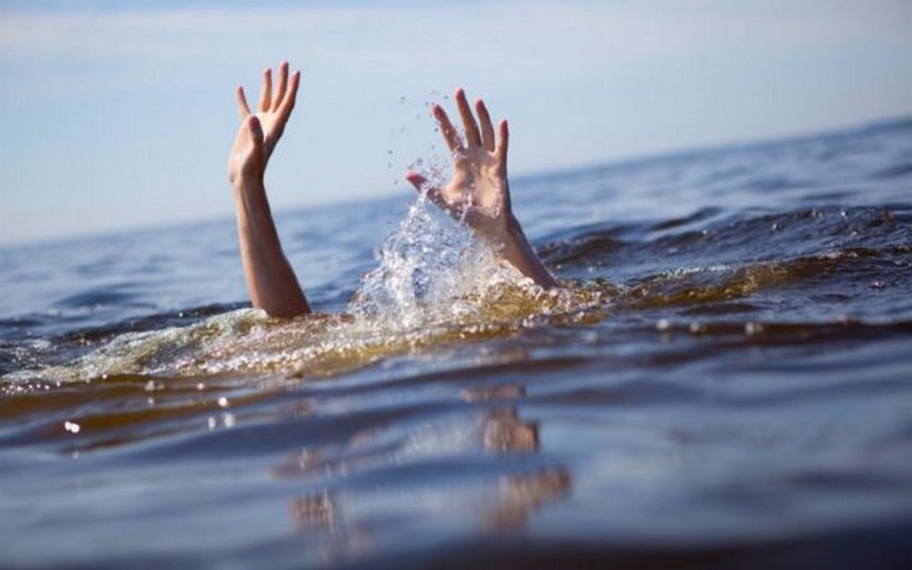 Niño muere al voltearse bote en archipiélago El Nancital