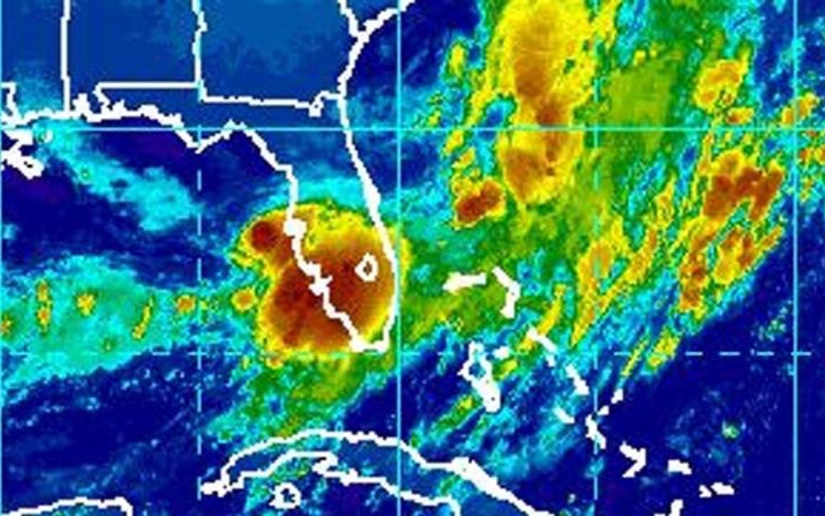 Estado de emergencia en Florida por tormenta tropical 'Emily'