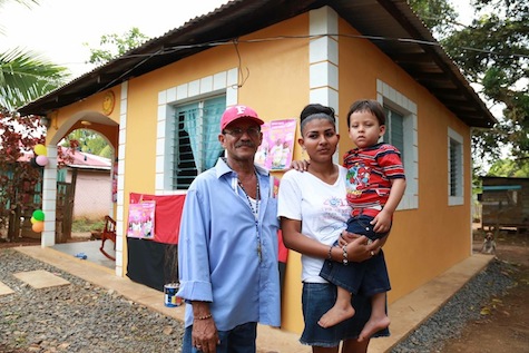 Gobierno Sandinista restituye derechos de familias de Kukra Hill