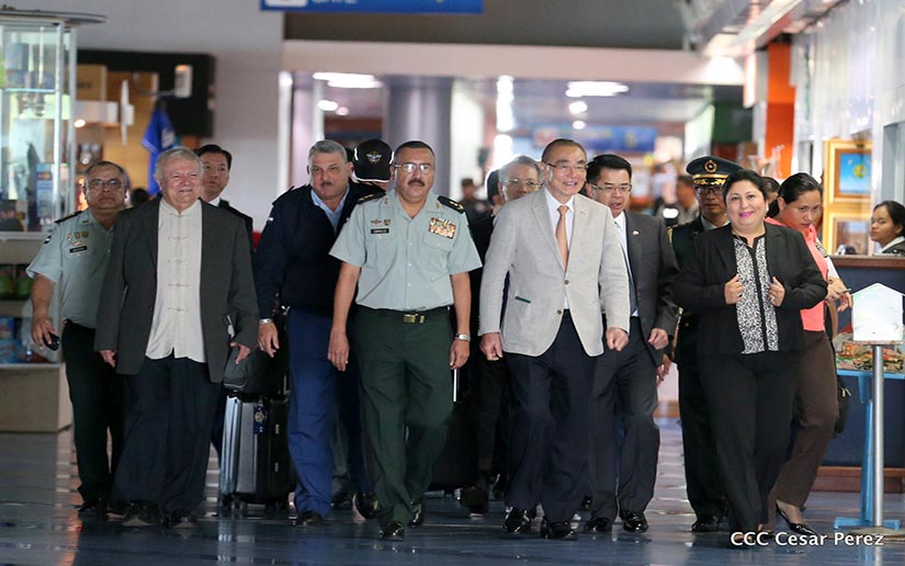 Ministro de Defensa de Taiwán arriba a Nicaragua