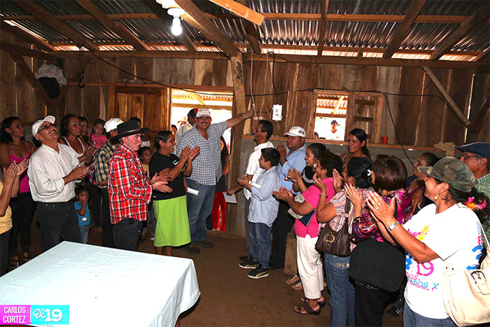 64 familias rurales de Estelí ven restituidos sus derechos al servicio de energía eléctrica