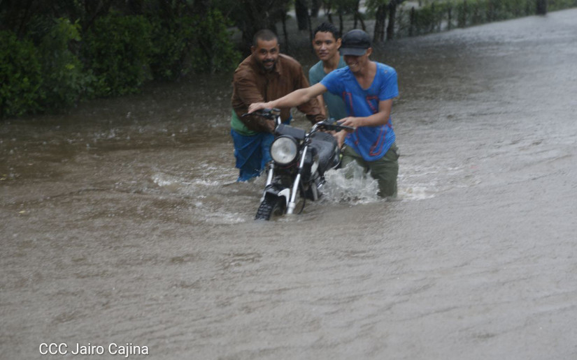 Llaman a ser prudentes para evitar tragedias al momento de las fuertes lluvias