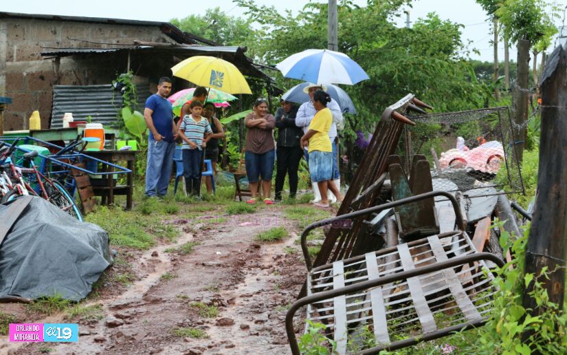 Autoridades brindan acompañamiento a familias de Juigalpa