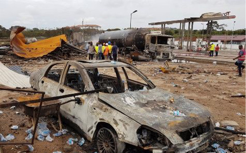 A 6 sube cifra de muertos por explosión en gasolinera de Ghana   