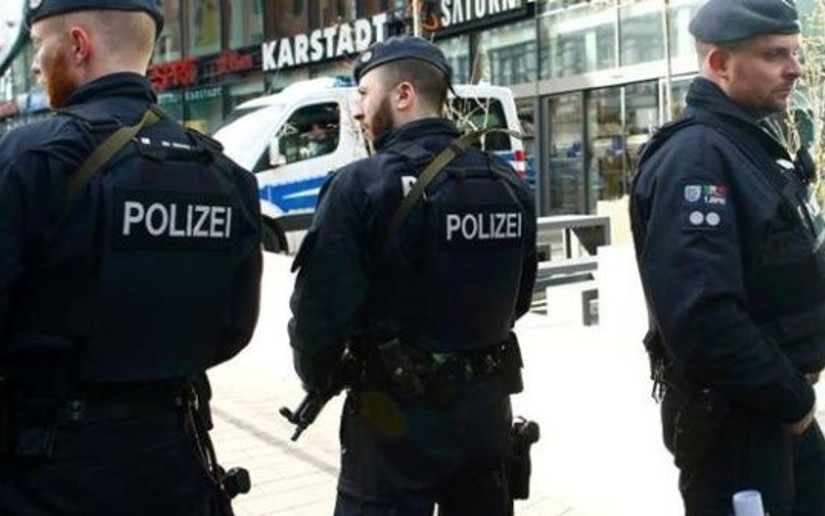 Hombre ataca con cuchillo a varias personas en Alemania
