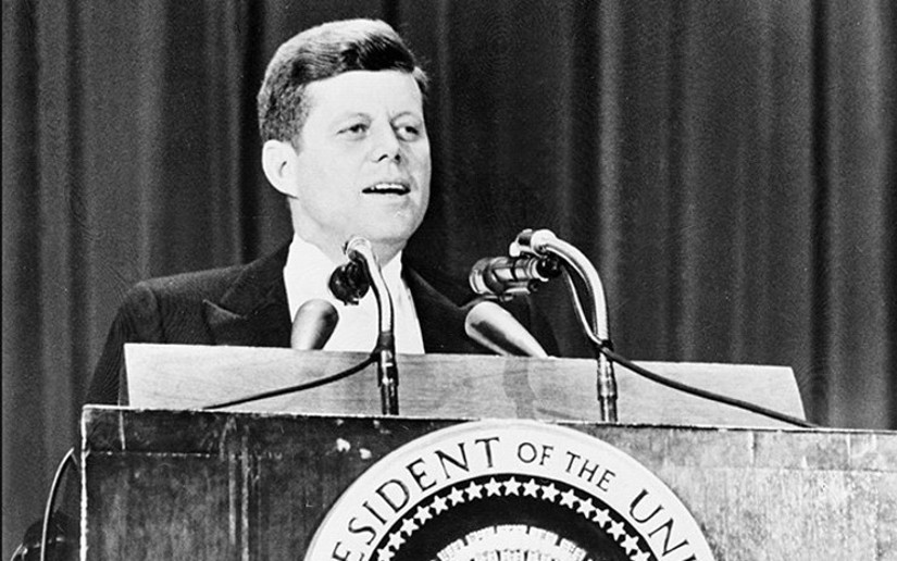 Trump permitirá que se abran los archivos clasificados sobre el asesinato de Kennedy