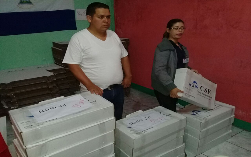 Distribuyen material electoral en el municipio de Jinotega