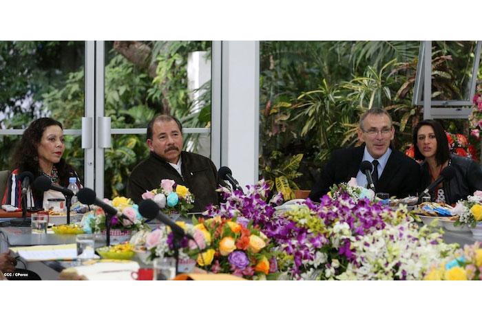 Presidente Daniel se reúne con Comisario de Desarrollo de la Unión Europea