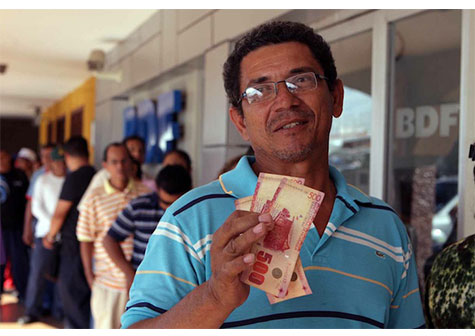 Entregan Bono Solidario a 165 mil trabajadores nicaragüenses