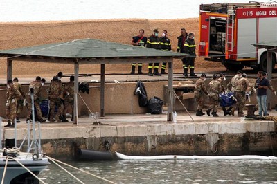 Aumentan a 250 los muertos por naufragio en Lampedusa
