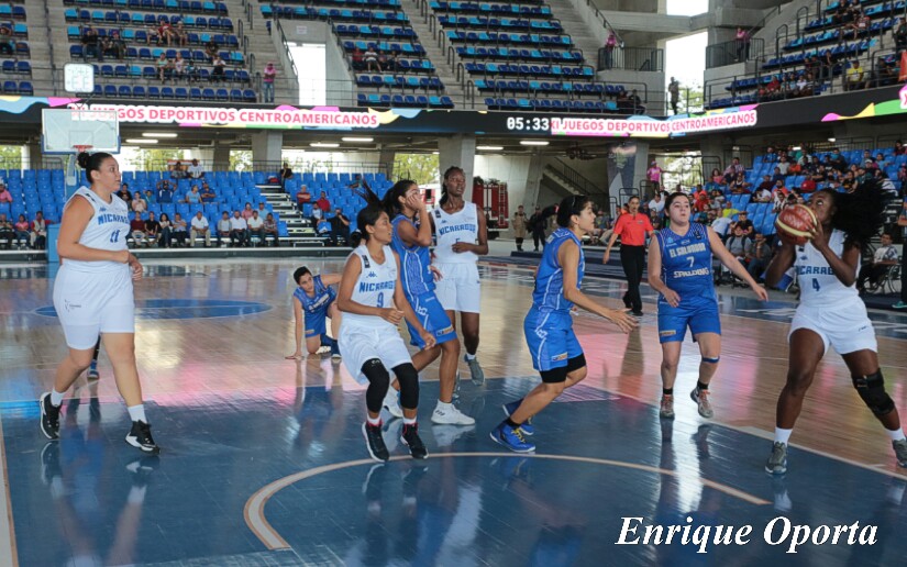 Nicaragua se impone ante El Salvador en basquetbol femenino