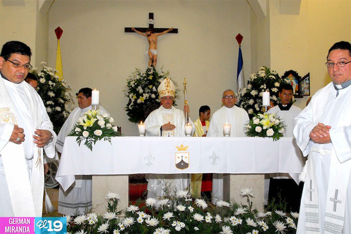 Pueblo católico de Carazo celebra a Santa Teresa