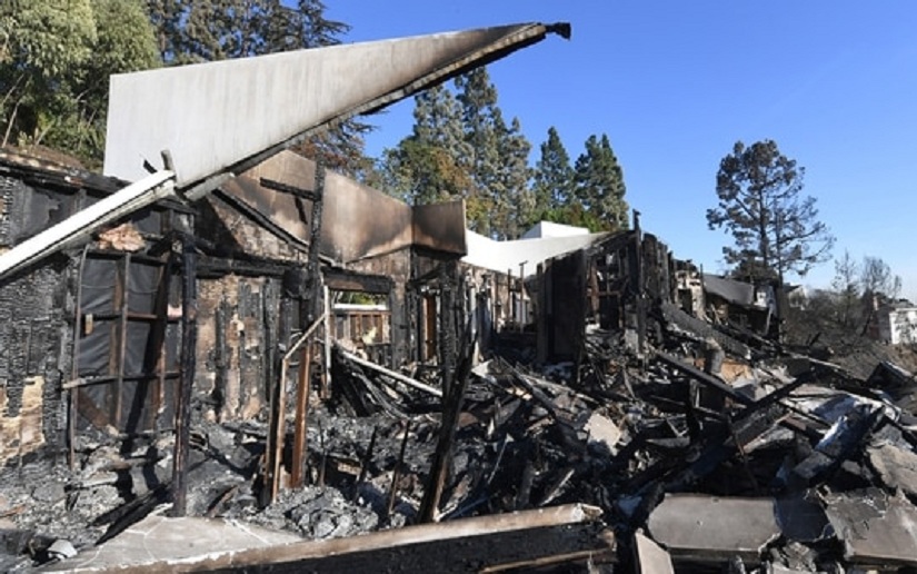 Los incendios destruyeron millonarias mansiones de Beverly Hills