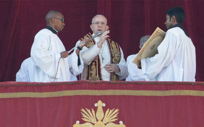Papa Francisco impartió la bendición “Urbi et Orbi”