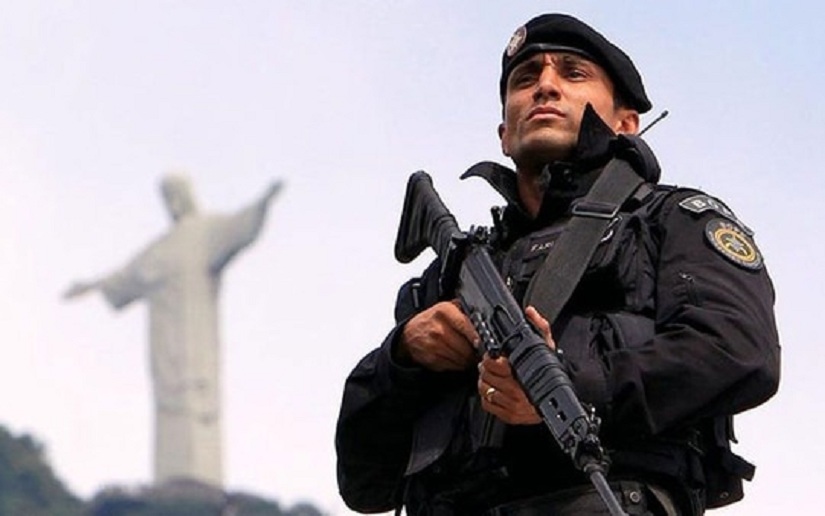 Cancelaron las vacaciones de 2.000 policías en Río de Janeiro por la ola de violencia, la fiesta Réveillon, y el arribo de 2 millones de turistas