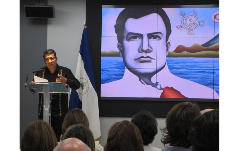 Celebran en España 151 aniversario del natalicio de Rubén Darío
