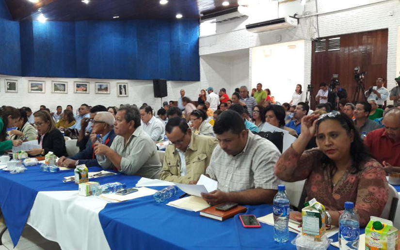 Autoridades municipales presentan proyectos que mejorarán vías de Managua   