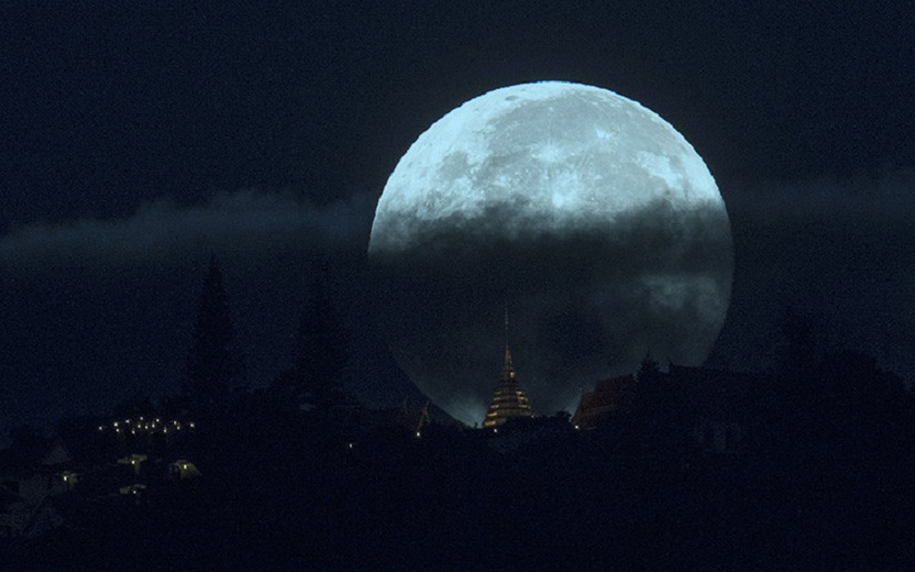 Tres eventos astronómicos se juntan hoy: Luna Azul, Luna Llena y Eclipse Lunar