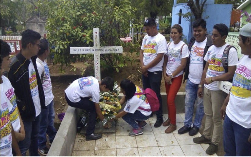 Juventud Sandinista rinde homenaje a los héroes y mártires de Monimbó